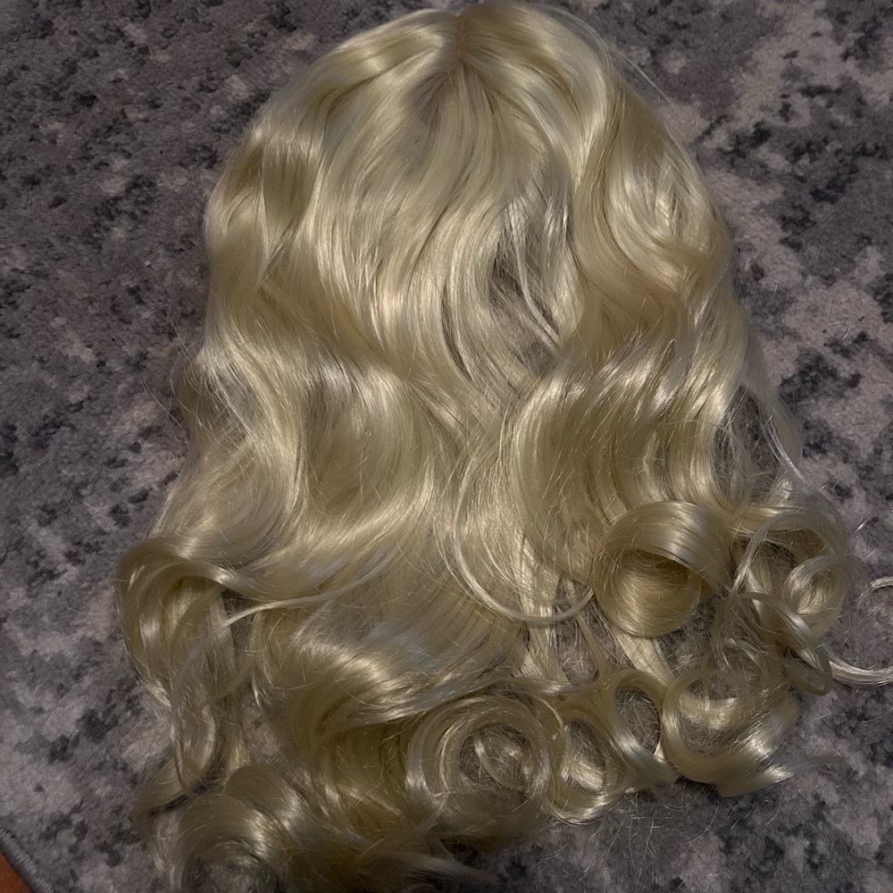 Golden Blonde Curly Hair Wig